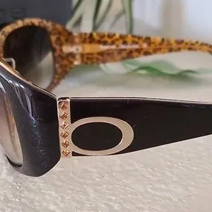 Authentic vintage bebe Fab-you-lous sunglasses bebe Sunglasses & Sunglasses Accessories for Men for sale | eBay main image 3